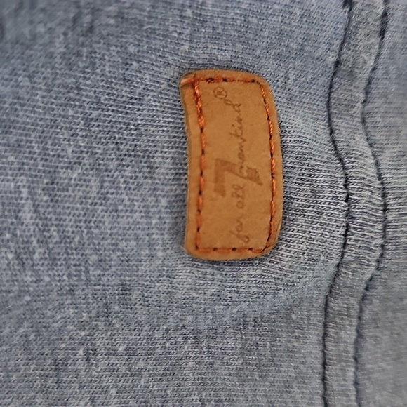 7 For All Mankind Faded  Distressed Blue V-Neck Tee Sz 7 - Picture 2 of 5